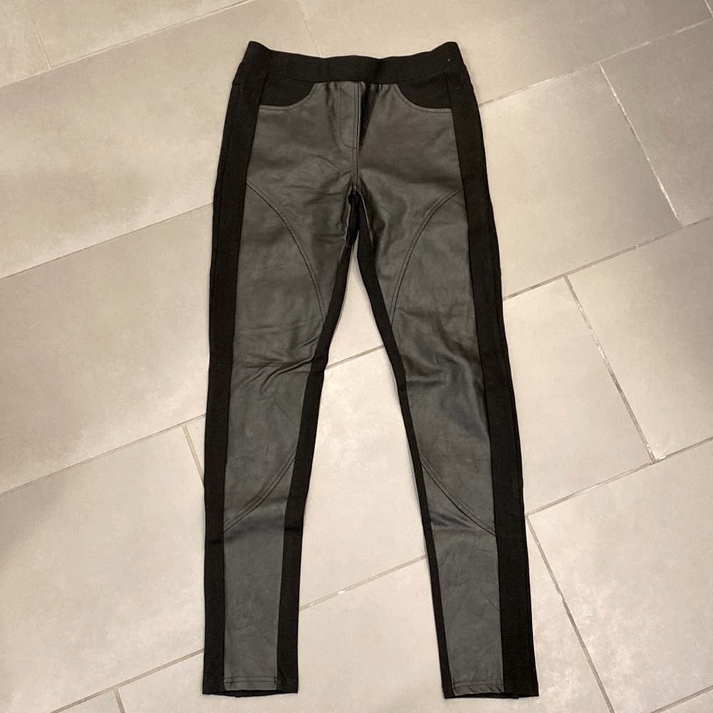 NWT Olivaceous Faux Leather Leggings, Size M